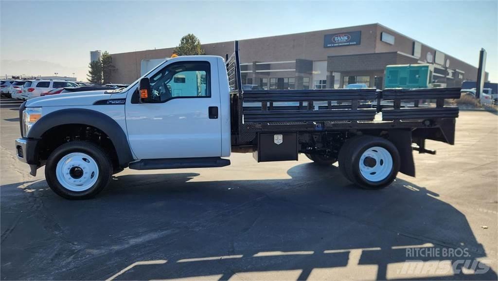 Ford F-550 Φορτηγά μεταφοράς ζώων