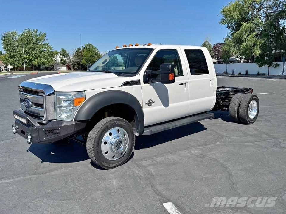 Ford F-550 Φορτηγά Σασί
