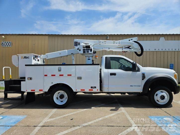 Ford F-550 Εναέριες πλατφόρμες τοποθετημένες σε φορτηγό