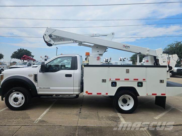 Ford F-550 Εναέριες πλατφόρμες τοποθετημένες σε φορτηγό