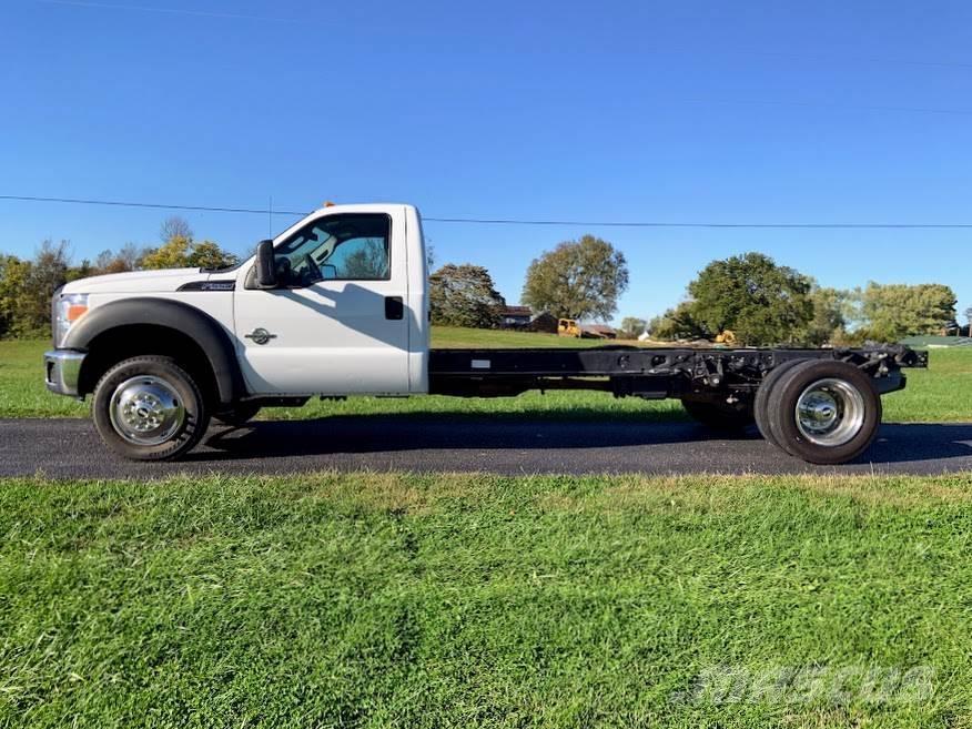 Ford F-550 Φορτηγά Σασί
