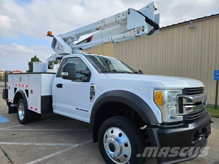 Ford F-550 Εναέριες πλατφόρμες τοποθετημένες σε φορτηγό