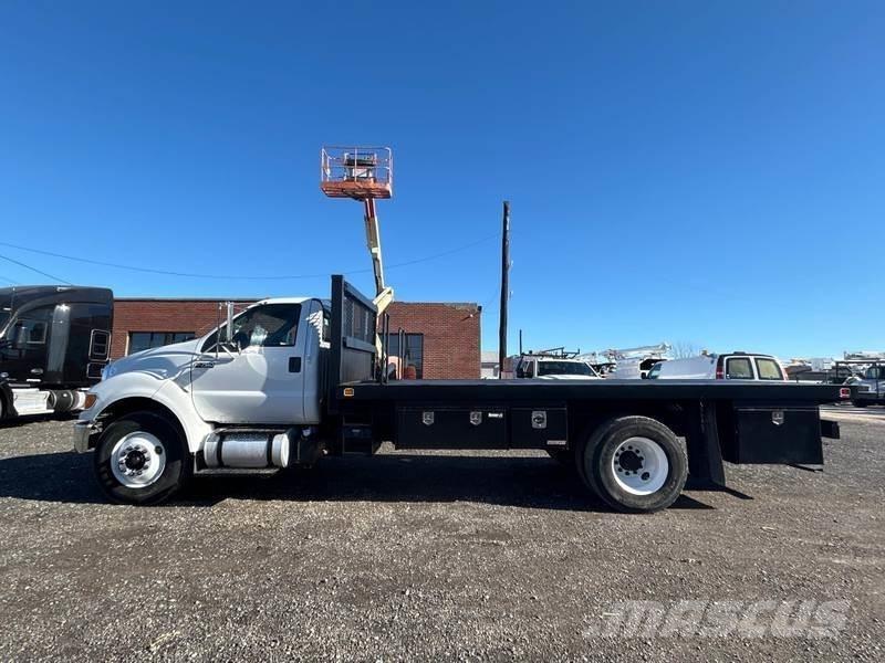 Ford F-750 Φορτηγά Kαρότσα με ανοιγόμενα πλαϊνά