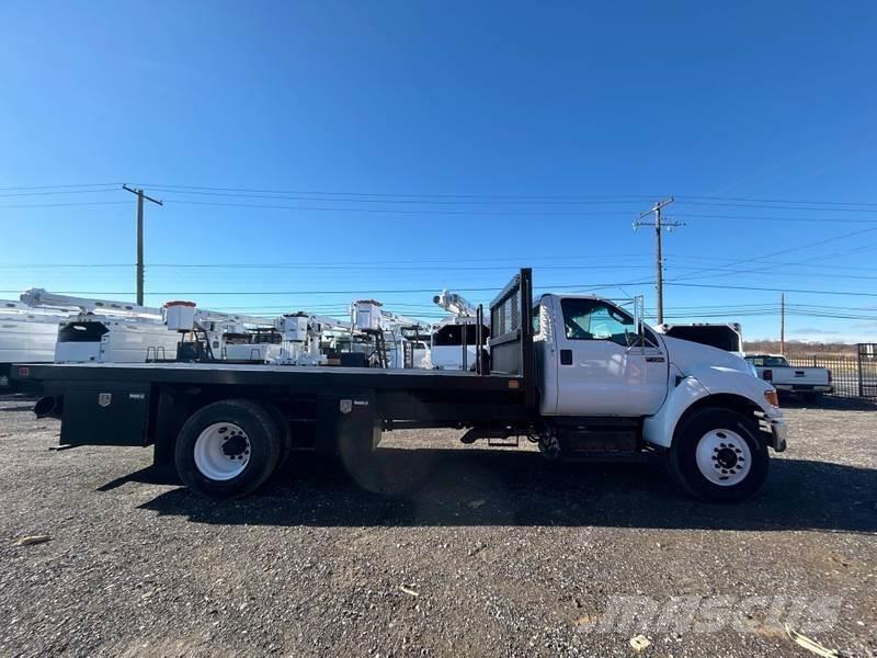 Ford F-750 Φορτηγά Kαρότσα με ανοιγόμενα πλαϊνά