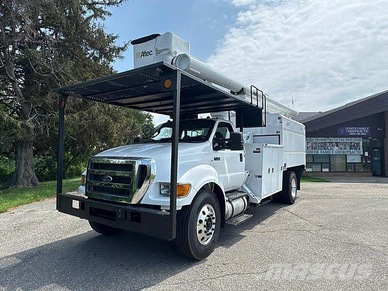 Ford F-750 Εναέριες πλατφόρμες τοποθετημένες σε φορτηγό