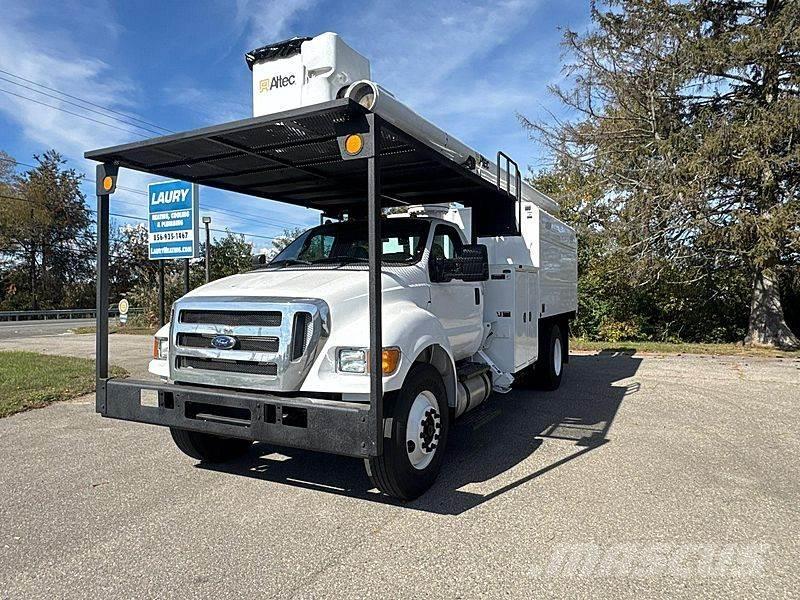 Ford F-750 Εναέριες πλατφόρμες τοποθετημένες σε φορτηγό