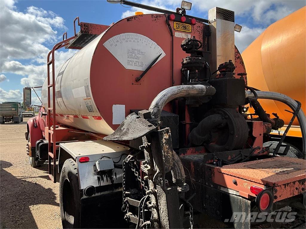 Ford F-800 Βυτιοφόρα φορτηγά