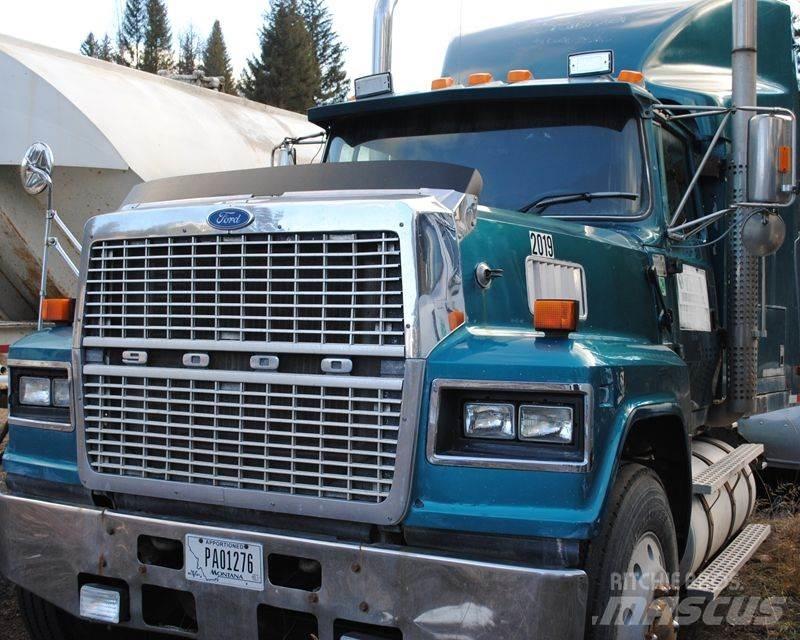 Ford LTL9000 Τράκτορες