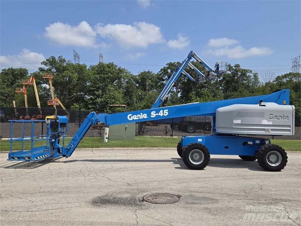 Genie S-45 Ανυψωτήρες με τηλεσκοπικό βραχίονα