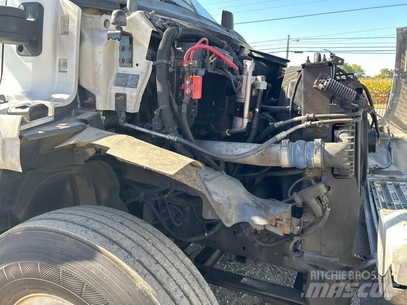 GMC C7500 Εναέριες πλατφόρμες τοποθετημένες σε φορτηγό