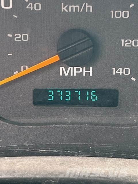 GMC C8 Απορριμματοφόρα