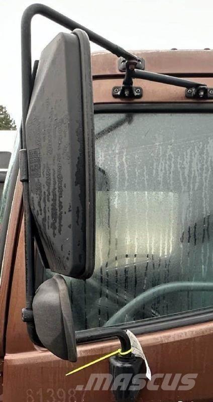 Hino 238 Καμπίνες και εσωτερικό