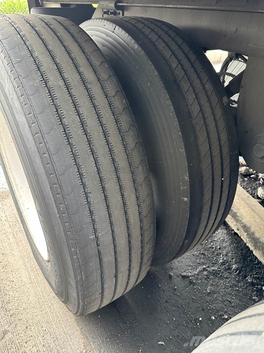 Hyundai  Ρυμούλκες κλούβα