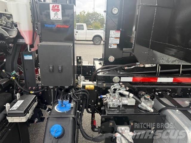 Isuzu FTR Φορτηγά ανατροπή με γάντζο
