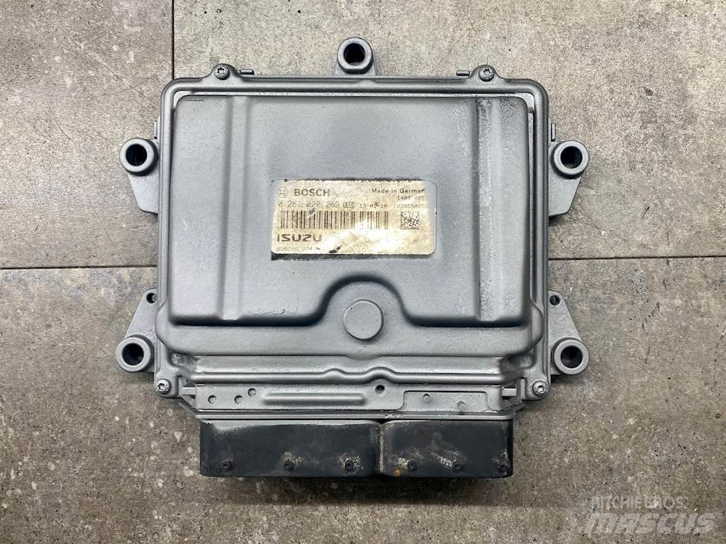 Isuzu NPR Ηλεκτρονικά
