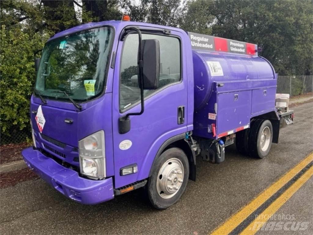 Isuzu NPR Βυτιοφόρα φορτηγά