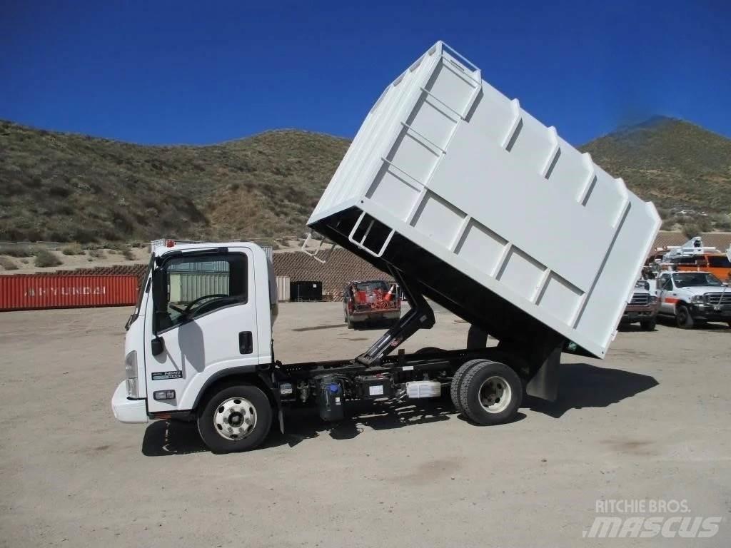 Isuzu NPR Φορτηγά θρυμματισένου ξύλου