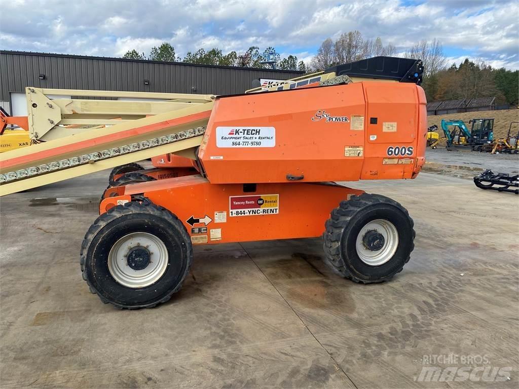 JLG 600S Ανυψωτήρες με τηλεσκοπικό βραχίονα