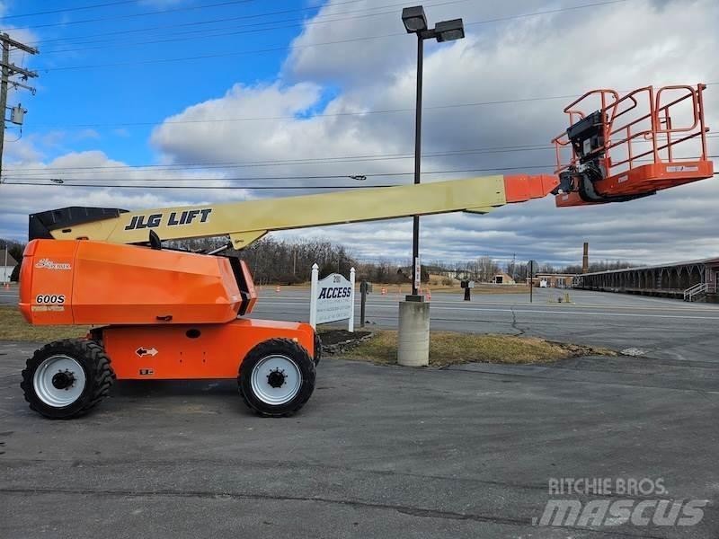 JLG 600S Ανυψωτήρες με τηλεσκοπικό βραχίονα
