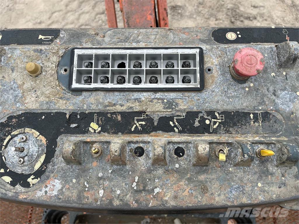 JLG 660SJ Άλλοι ανυψωτήρες και πλατφόρμες