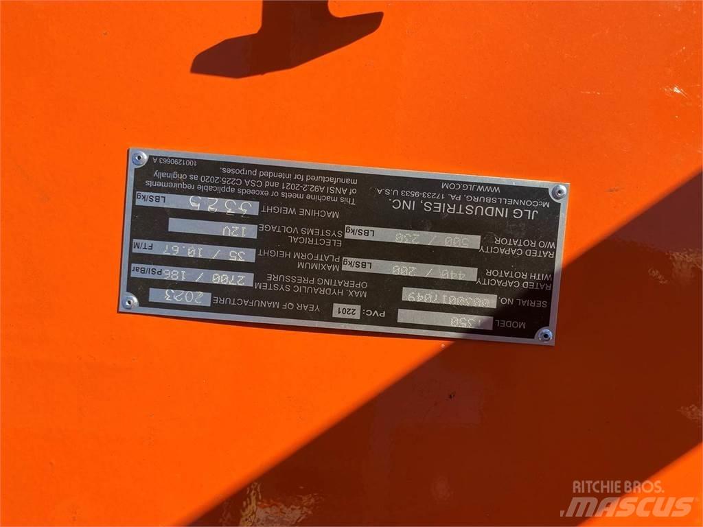 JLG T350 Εναέριες πλατφόρμες τοποθετημένες σε ρυμούλκα
