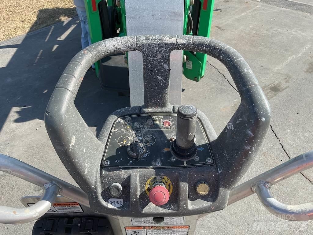 JLG T500J Εναέριες πλατφόρμες τοποθετημένες σε ρυμούλκα