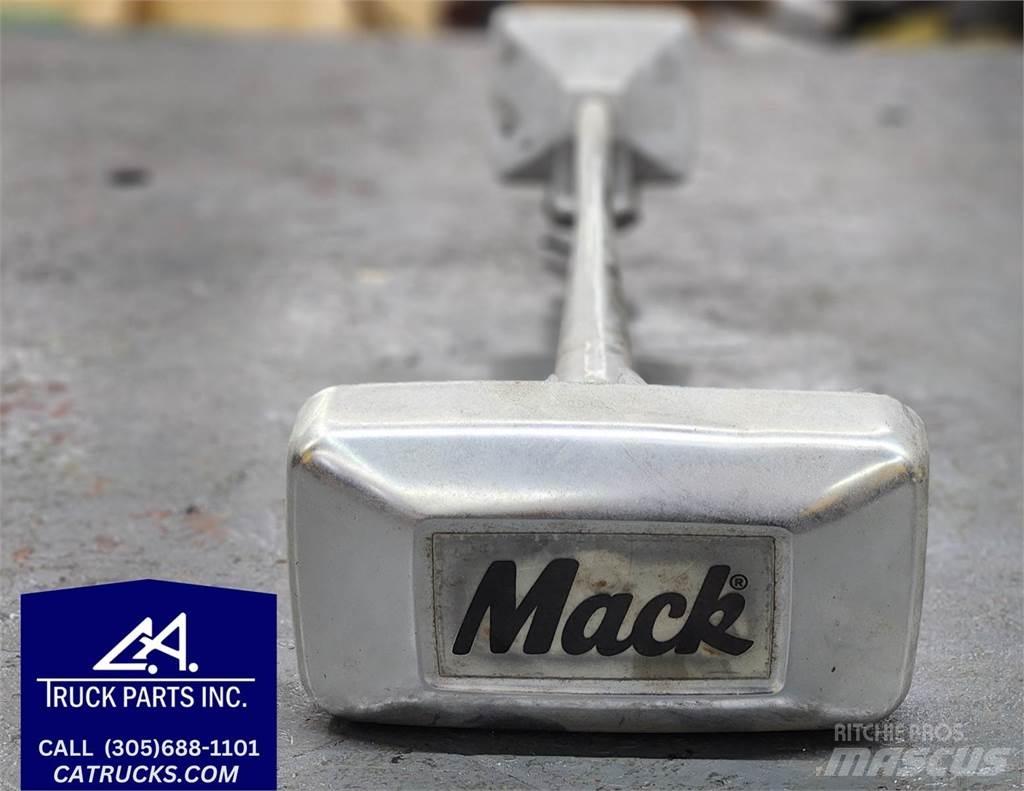 Mack  Ηλεκτρονικά