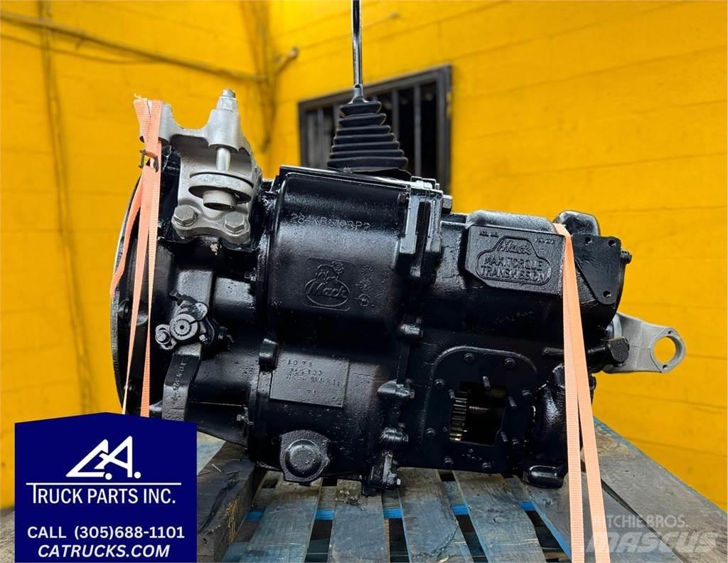 Mack 1078 Μετάδοση