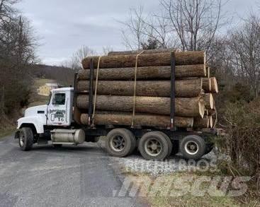 Mack CH613 Φορτηγά ξυλείας