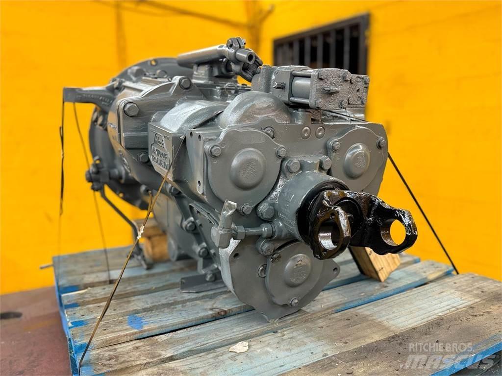 Mack D1070 Μετάδοση