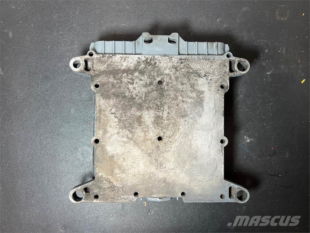 Mack E7 Ηλεκτρονικά