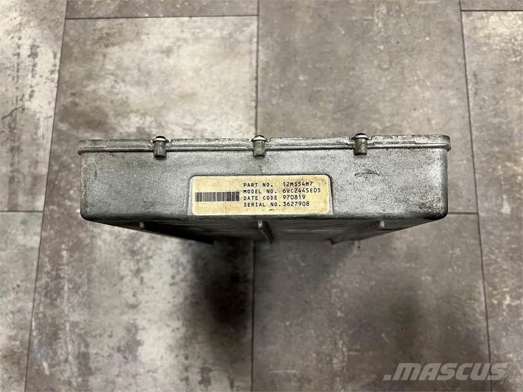 Mack VMAC Ηλεκτρονικά