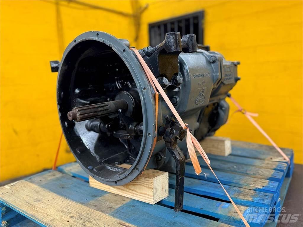 Mack X107A Μετάδοση