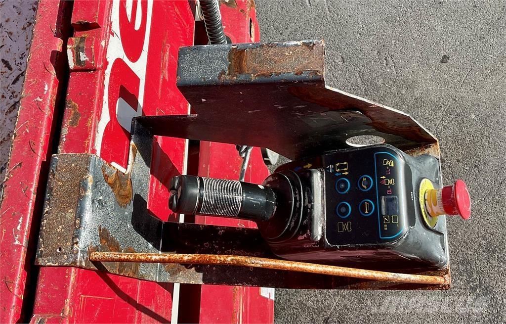 MEC 1930SE Ανυψωτήρες ψαλιδωτής άρθρωσης