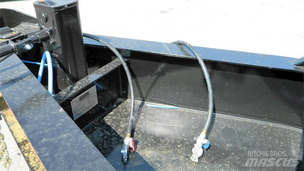 Pitts TA25 Οχήματα με χαμηλό δάπεδο