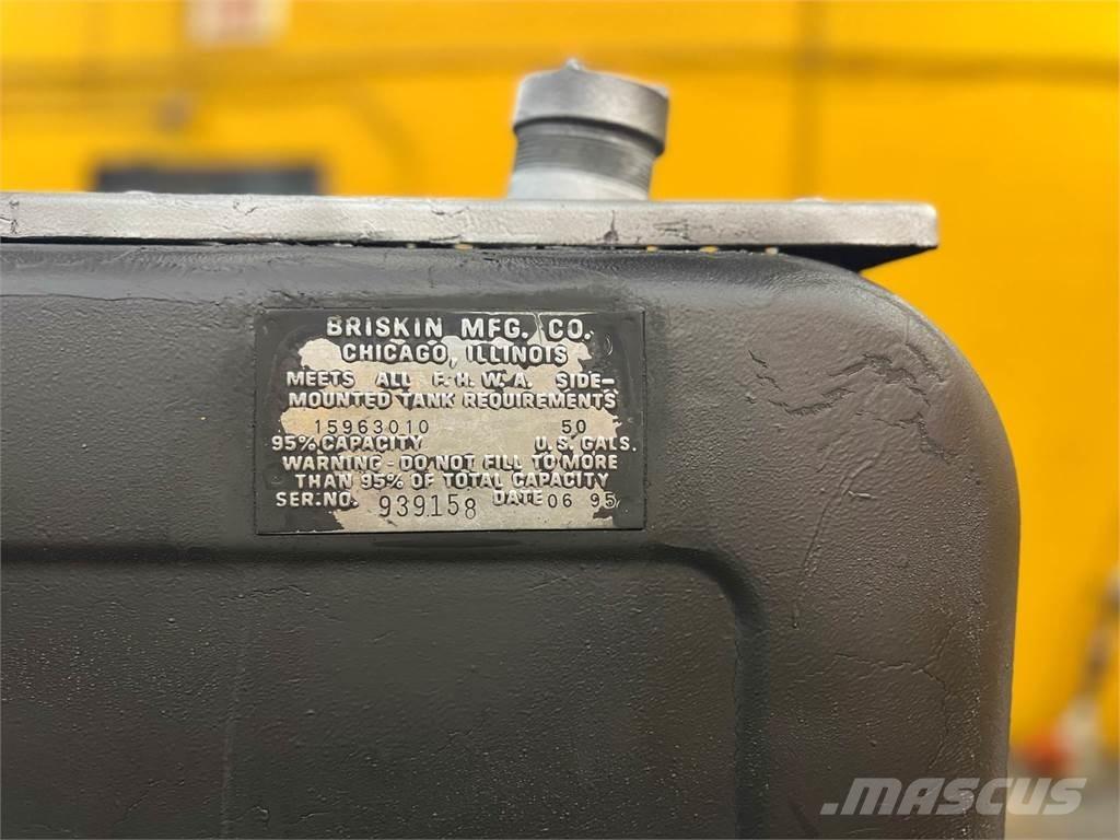  Unmarked Βυτιοφόρα φορτηγά