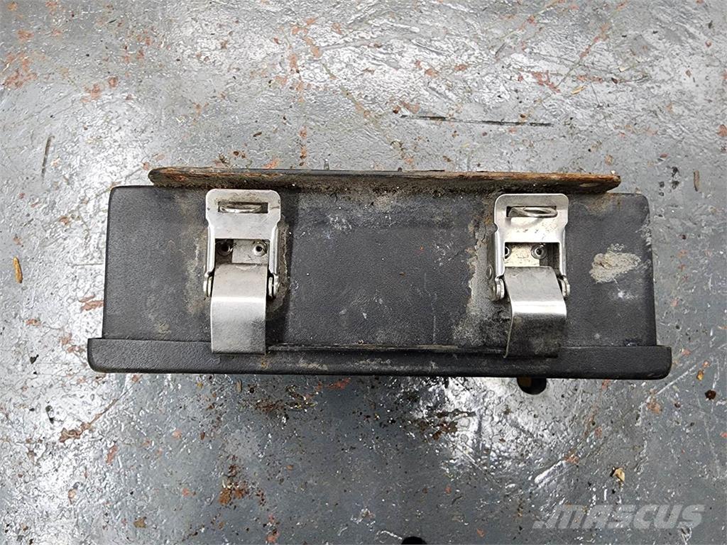  Unmarked Ηλεκτρονικά