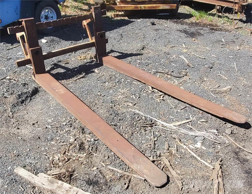  Unmarked Δικράνες