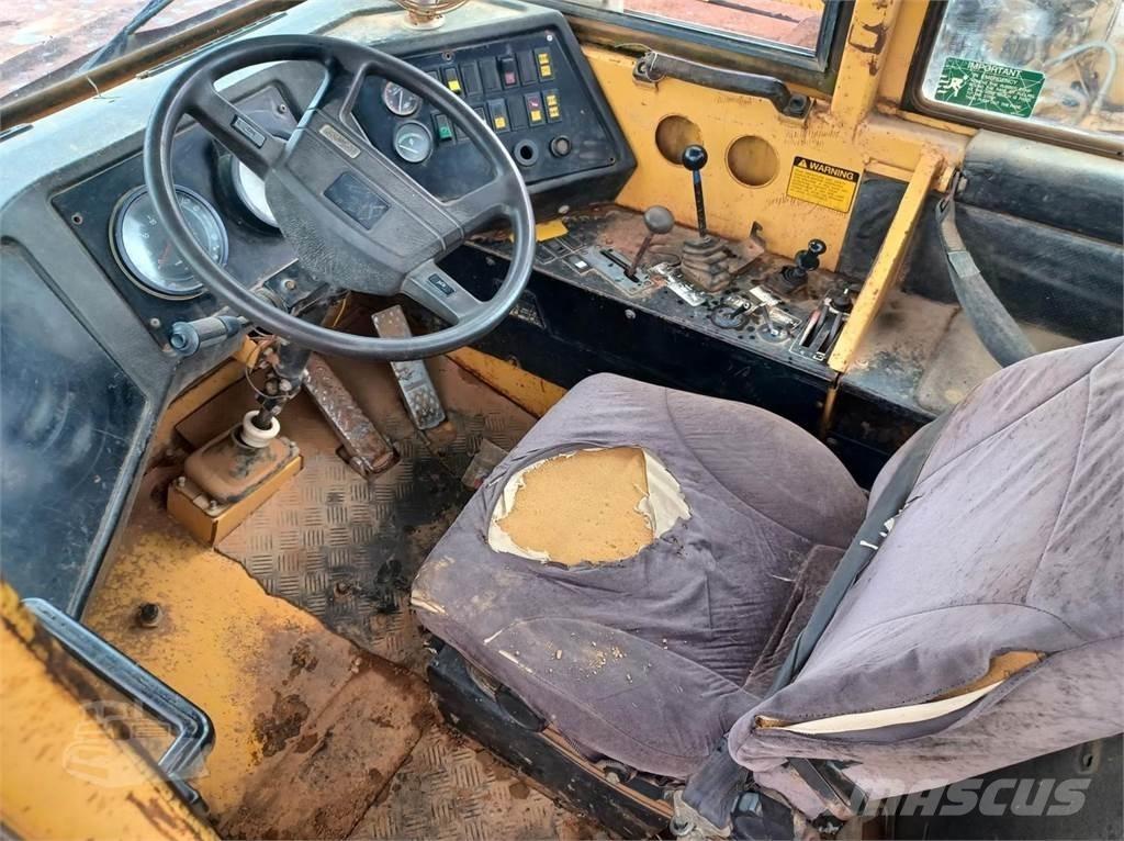 Volvo A35 Κλούβες με συρόμενες πόρτες