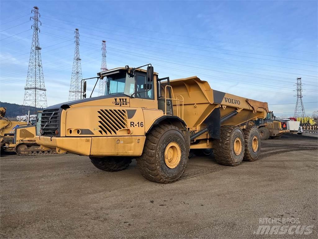 Volvo A40D Φορτηγά Ανατροπή