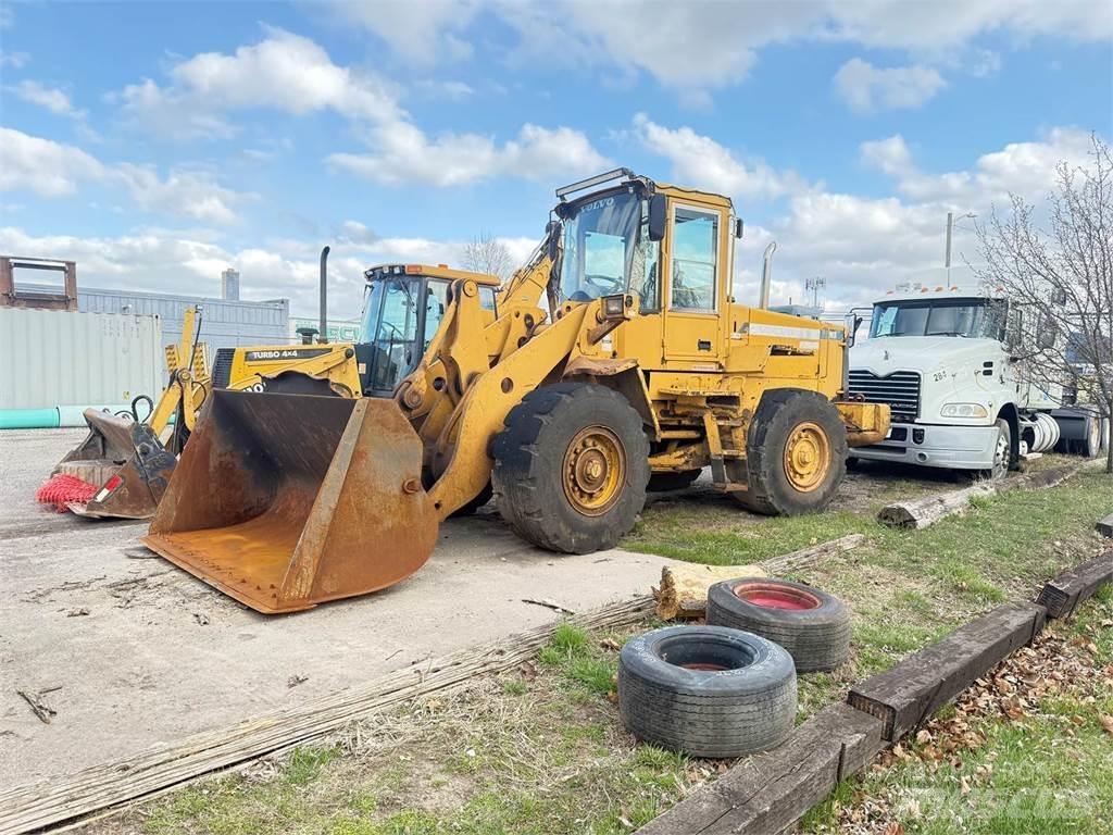 Volvo L90D Φορτωτές με λάστιχα (Τροχοφόροι)