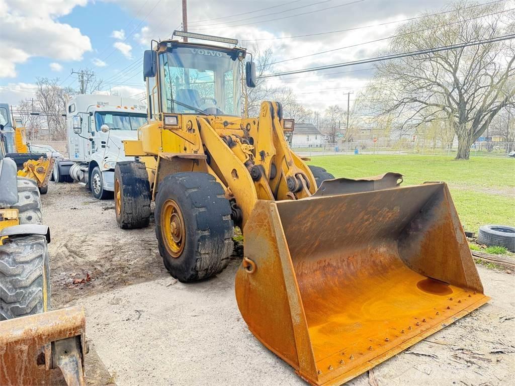 Volvo L90D Φορτωτές με λάστιχα (Τροχοφόροι)