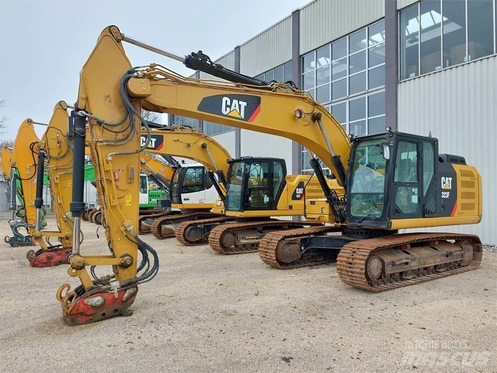 CAT 323F Εκσκαφείς με ερπύστριες