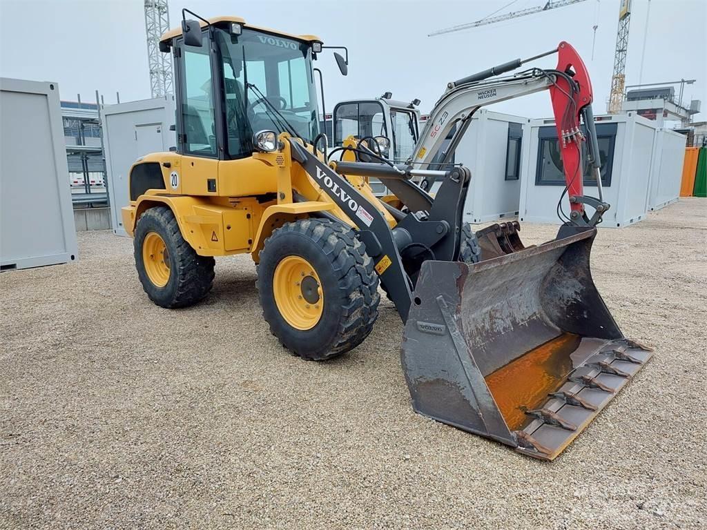 Volvo L30G Φορτωτές με λάστιχα (Τροχοφόροι)