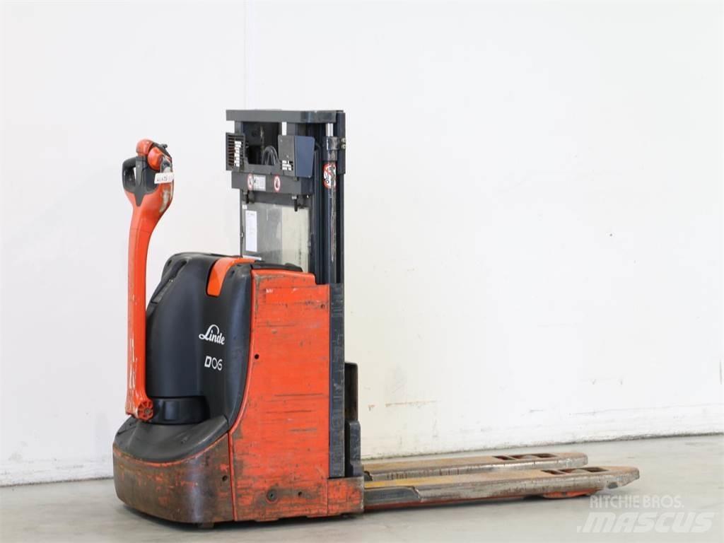 Linde D06/1160-00 Παλετοφόρα πεζού χειριστή με ιστό