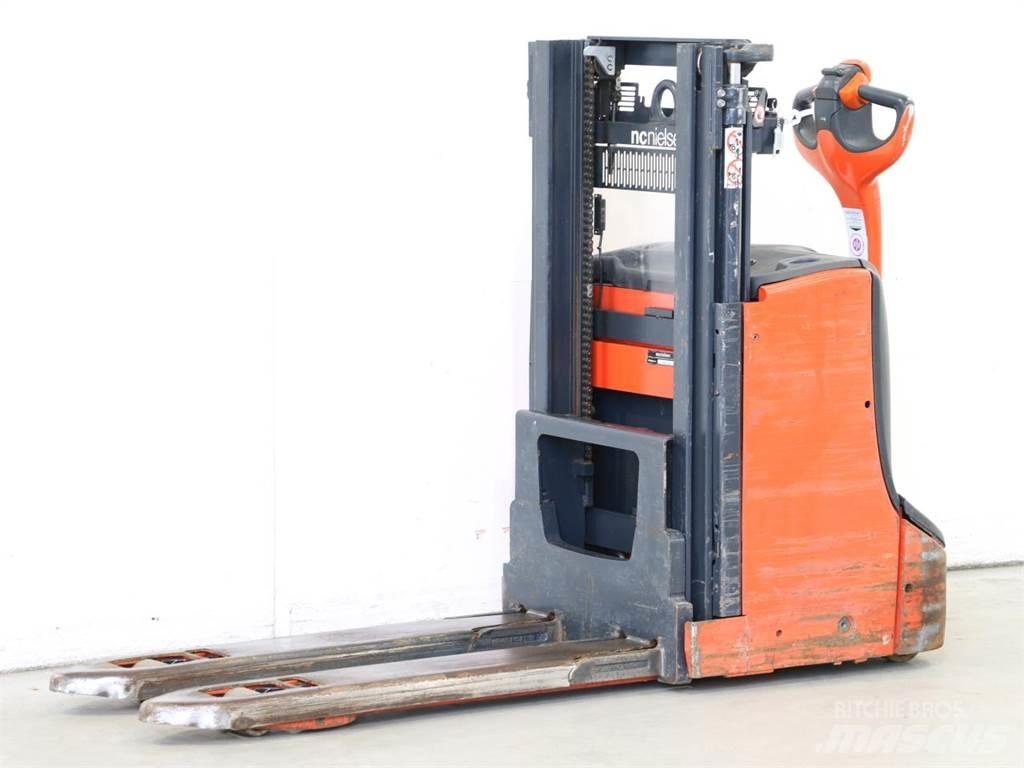 Linde D08/1160-00 Παλετοφόρα πεζού χειριστή με ιστό