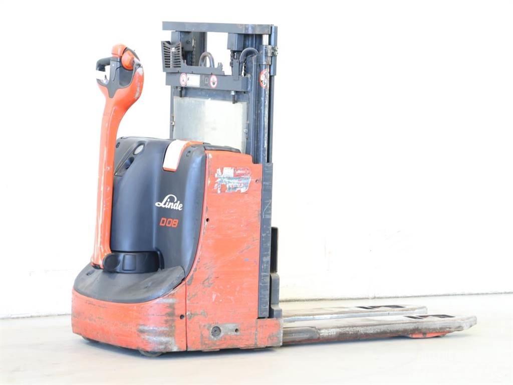 Linde D08/1160-00 Παλετοφόρα πεζού χειριστή με ιστό