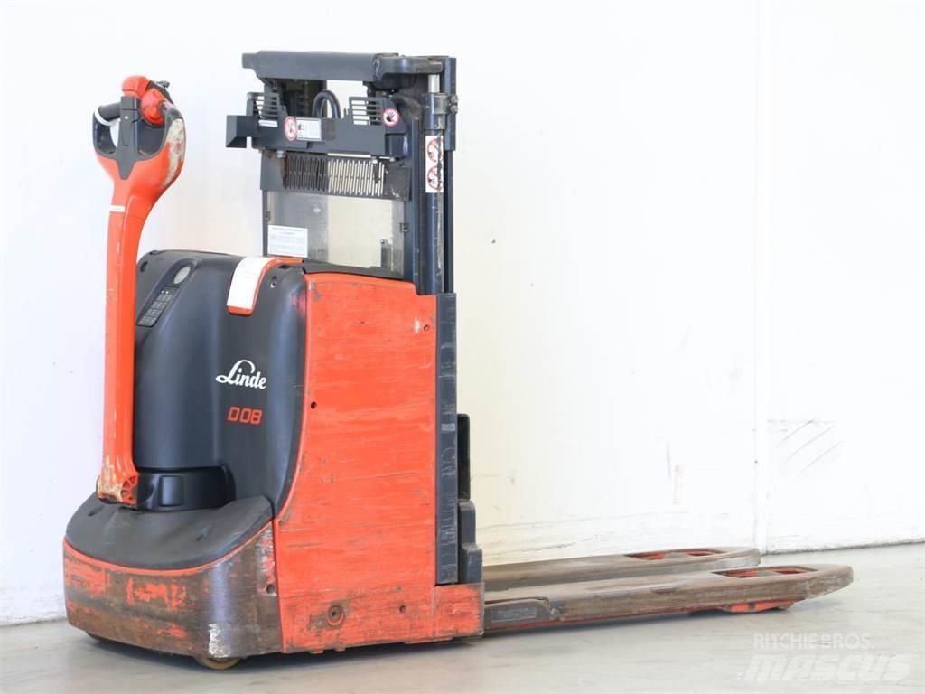 Linde D08/1160-00 Παλετοφόρα πεζού χειριστή με ιστό
