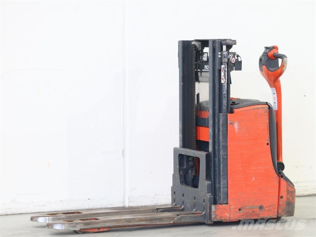 Linde D08/1160-00 Παλετοφόρα πεζού χειριστή με ιστό