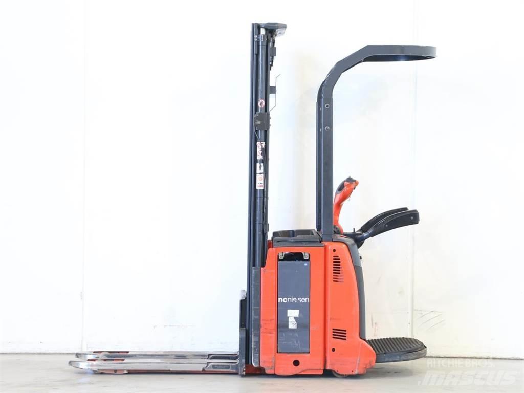 Linde D12AP/133-01 Παλετοφόρα πεζού χειριστή με ιστό